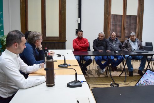 Pescadores acuerdan sumarse al monitoreo de los cauces de agua
