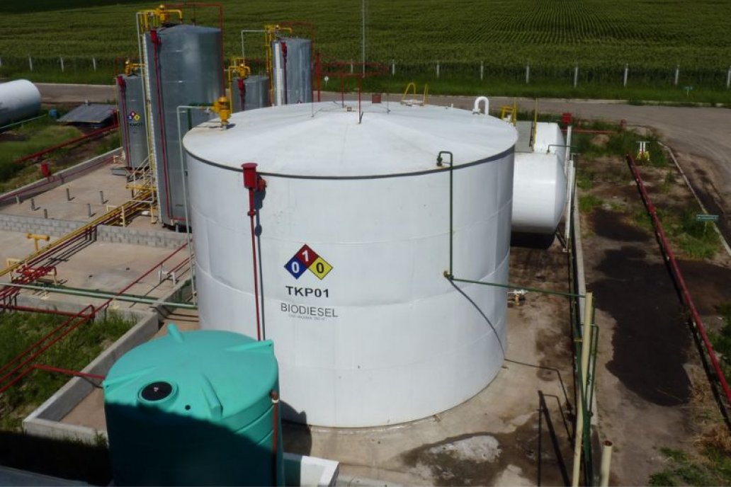 El complejo industrial oleaginoso nacional es el segundo a nivel mundial. El complejo industrial oleaginoso nacional es el segundo a nivel mundial.