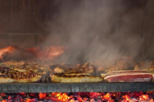 Para las fiestas ponen 1.300 toneladas de carne a la parrilla