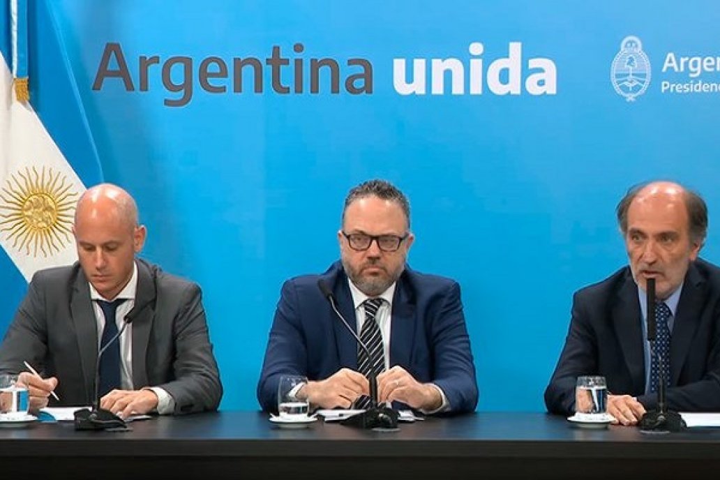 Guillermo Merediz, Matías Kulfas, Eduardo Hecker.