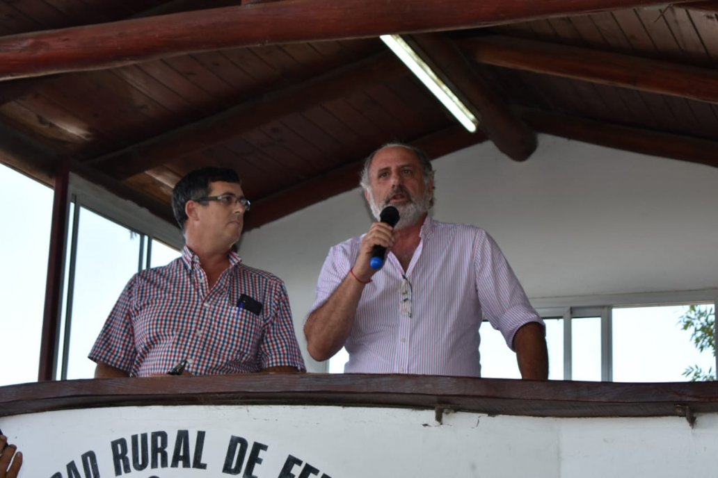 Chemes, el jefe de CRA, avisó que el cese de comercialización será de tres días. Chemes, el jefe de CRA, avisó que el cese de comercialización será de tres días.