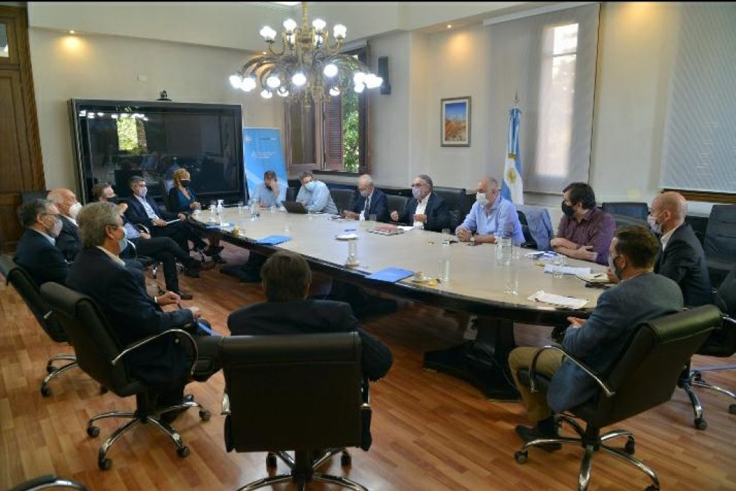 El cambio de rumbo se anunció en el Consejo Agroindustrial Argentino.