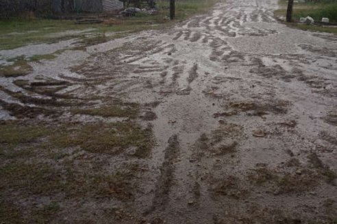 Cayeron 80 milímetros de lluvia en un rato, mucho en poco tiempo