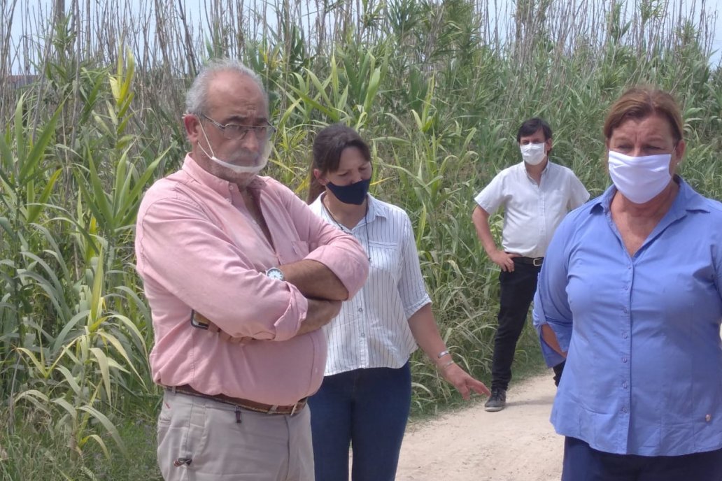 Piacenza y un grupo de vecinos de la Junta, en total suman unos 200.