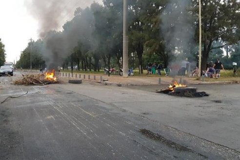 Conflicto gremial pone en riesgo la actividad en los puertos