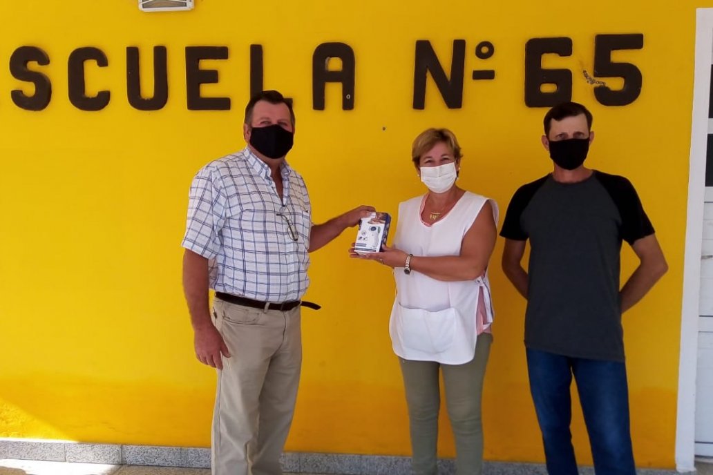 Entre las tres escuelas suman 69 alumnos, muchos llegas desde otros pueblos. Entre las tres escuelas suman 69 alumnos, muchos llegas desde otros pueblos.