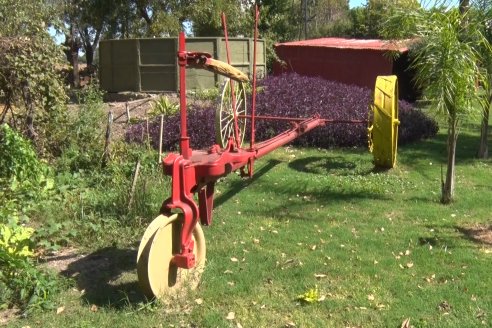 Gustavo Erbes, el trabajador rural de El Ramblón con muy buena fama de artesano de la madera