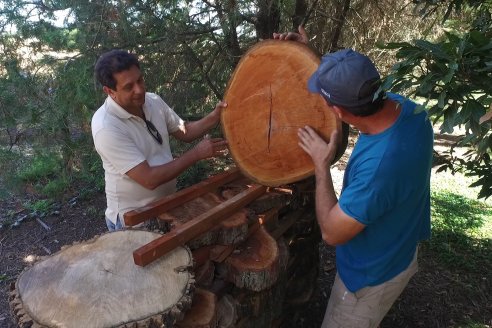 Gustavo Erbes, el trabajador rural de El Ramblón con muy buena fama de artesano de la madera