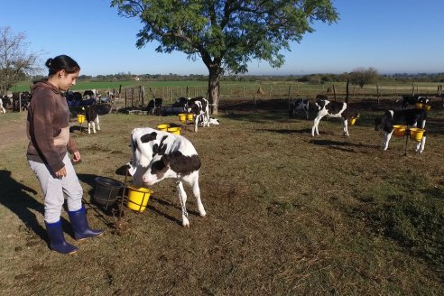 Visita Tambo Educativo de la Escuela Normal Rural Juan Bautista Alberdi - Oro Verde - Entre Ríos