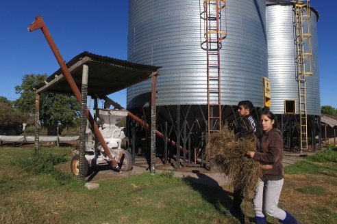 Visita Tambo Educativo de la Escuela Normal Rural Juan Bautista Alberdi - Oro Verde - Entre Ríos