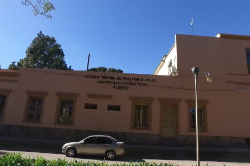 Visita Tambo Educativo de la Escuela Normal Rural Juan Bautista Alberdi - Oro Verde - Entre Ríos