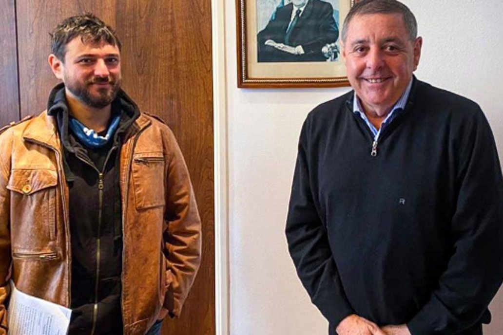 El senador entrerriano y macrista distribuyó la foto con el pope social.