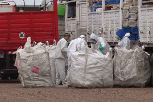 Campaña Itinerante de Recolección de Envases Vacios de Fitosanitarios  CampoLimpio en Daser Agro - Victoria