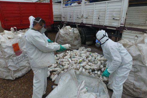 Campaña Itinerante de Recolección de Envases Vacios de Fitosanitarios  CampoLimpio en Daser Agro - Victoria