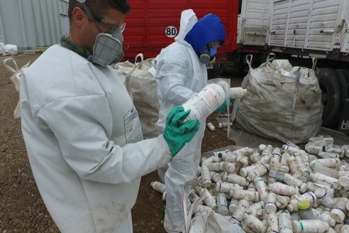 Campaña Itinerante de Recolección de Envases Vacios de Fitosanitarios  CampoLimpio en Daser Agro - Victoria