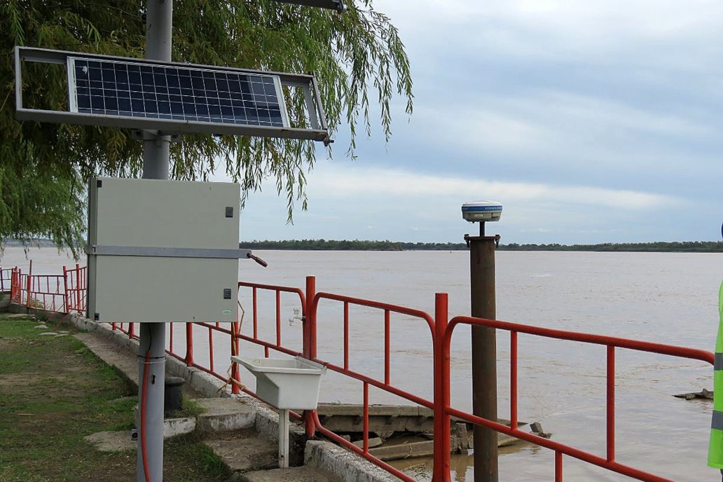 Escala Hidrométrica y Mareógrafo situados en la localidad de Hernandarias