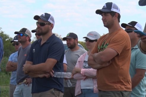 En Urdinarrain se dejaron ver trigales de alto voltaje - Jornada a Campo de Berardo Agropecuaria