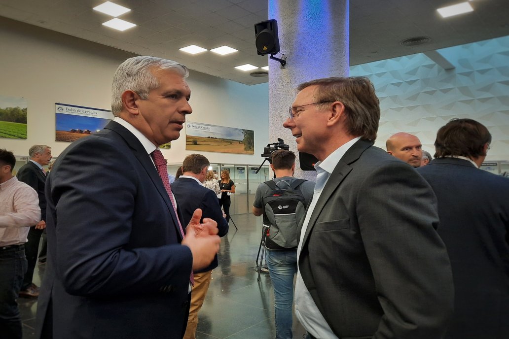 Domínguez y Bahillo en el cierre del año de las Cuatro Cadenas Agrícolas. Domínguez y Bahillo en el cierre del año de las Cuatro Cadenas Agrícolas.