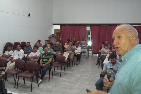 Jornada Capacitación Técnica de Don Carlos Servicios Agropecuarios en Feliciano