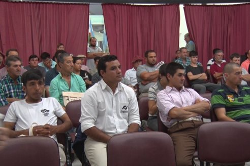 Jornada Capacitación Técnica de Don Carlos Servicios Agropecuarios en Feliciano