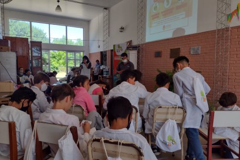 La "Patrulla HLB" concientiza sobre sanidad vegetal