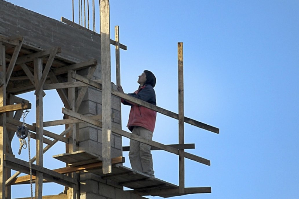 Sólo en febrero los valores de los insumos de obras subieron 5,6% Sólo en febrero los valores de los insumos de obras subieron 5,6%