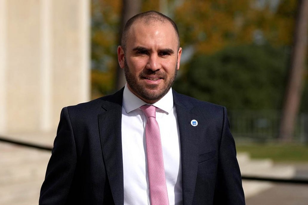 El ministro quitó presión a la versión que da cuenta de una suba de impuestos.