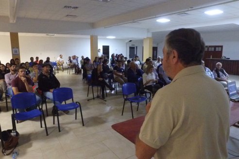 Jornada Tecnica de Veterinaria Hernandez en Sociedad Rural de Federal - Prevención y Control de Parasitosis en Bocinos y Ovinos