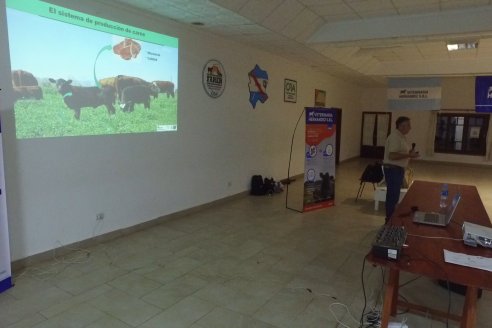 Jornada Tecnica de Veterinaria Hernandez en Sociedad Rural de Federal - Prevención y Control de Parasitosis en Bocinos y Ovinos