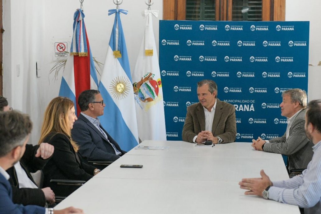 El intendente y el titular del organismo nacional promueven la cita tecnológica. El intendente y el titular del organismo nacional promueven la cita tecnológica.