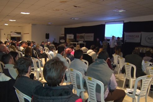 Jornada Técnica de Don Carlos Servicios Agropecuarias - S.R.de Feliciano - Eficiencia Alimenticia en Recria