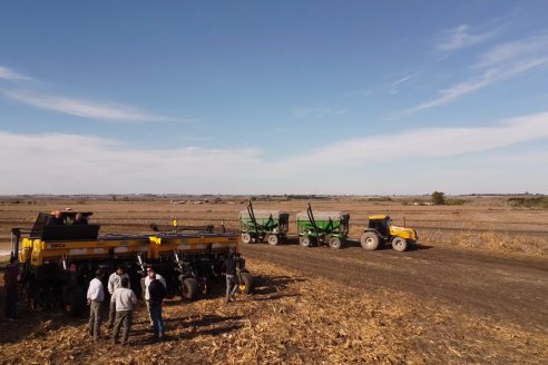 Grinóvero muestra la tecnología que usa al servicio de su campo - Diego Pasinato Agrotecnología