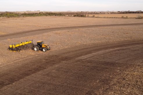 Grinóvero muestra la tecnología que usa al servicio de su campo - Diego Pasinato Agrotecnología