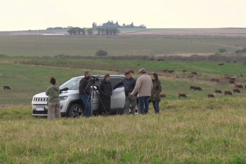 Angel Barbieri - Titular Cabaña Malaika - Visita a la cabaña donde los Angus Colorados son los reyes en el departamento Victoria