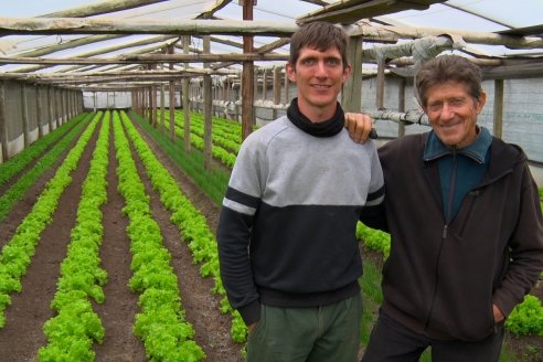 Visita a Huerta La Mirta:  Los crespenses se comen todo lo que producen los Senger