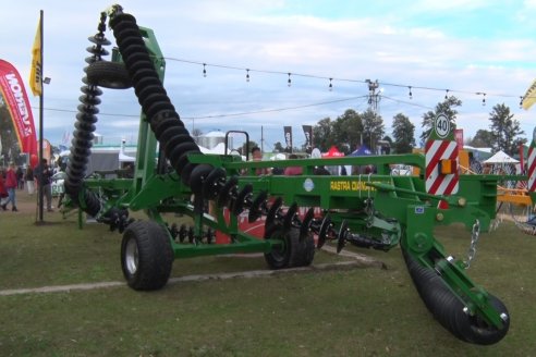 La Estrella Maquinarias jugó de local en la Expo Villaguay con su amplia oferta de fierros