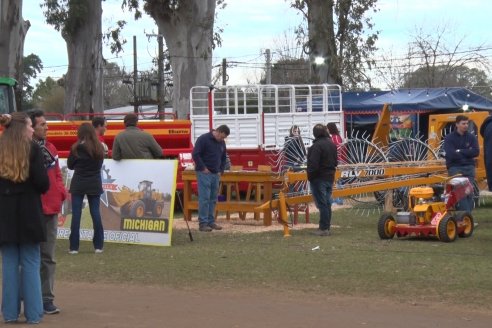 La Estrella Maquinarias jugó de local en la Expo Villaguay con su amplia oferta de fierros