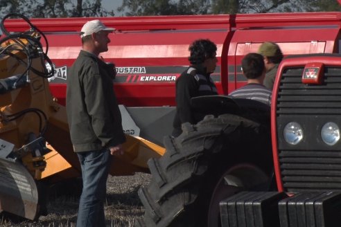 En Hasenkamp se concretó una jornada dinámica de Servi Parts Agromaquinarias