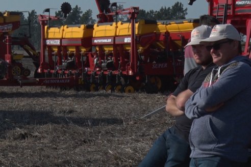 En Hasenkamp se concretó una jornada dinámica de Servi Parts Agromaquinarias