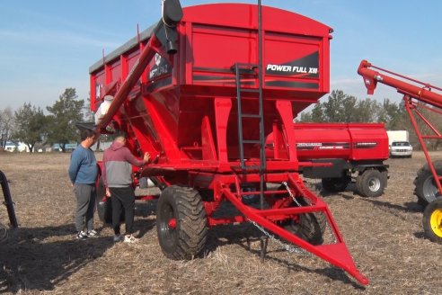 En Hasenkamp se concretó una jornada dinámica de Servi Parts Agromaquinarias