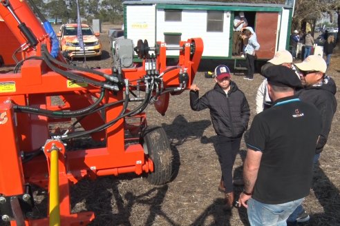 En Hasenkamp se concretó una jornada dinámica de Servi Parts Agromaquinarias