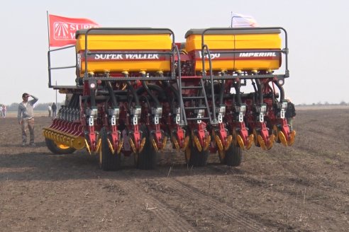 En Hasenkamp se concretó una jornada dinámica de Servi Parts Agromaquinarias