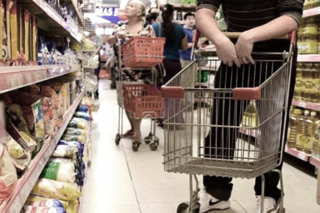 La compra de alimentos se retrajo poquito más del 37% según relevó CAME.