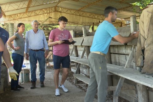 Visita a Estancia La Yunta - Distrito Doll, Dpto Diamante - El bienestar animal toma impulso desde la sanidad