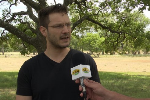 Manuel Jorge Hadad y Mariela Seehaus - EEA INTA Paraná - Primer equipo monitoreo de particulas y vapores de pesticidas en el aire