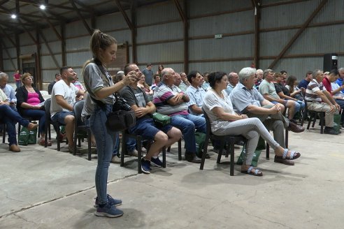 Apícola Alfa y Norevo S.A. - Jornada Anual Informativa e Inauguración nuevas oficinas - Viale, Entre Ríos