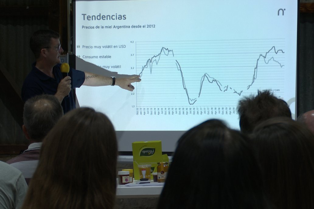 Un centenar de productores abordaron en Viale la actualidad global del sector.