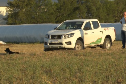 Carlos Bernhart , Contratista Rural y Gustavo Gareis, Productor Tambero - Fertilización Orgánica en Aldea Santa Rosa