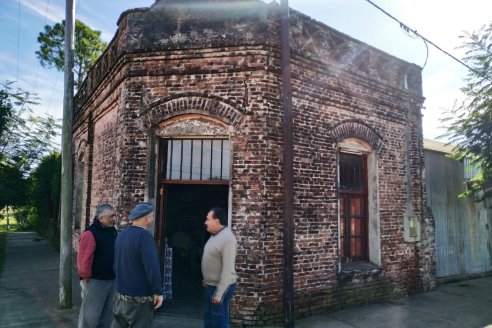 Almacén Bartfeld, una esquina detenida en el tiempo que mira hacia la estación del ferrocarril