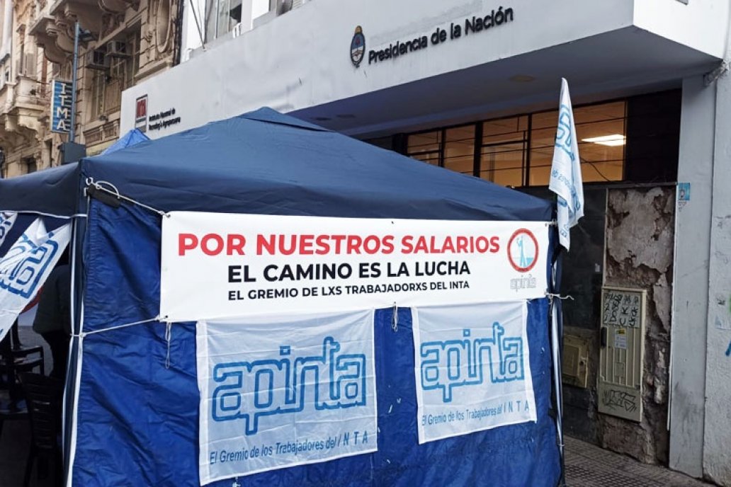 Al parecer, la protesta en la sede del organismo dio sus frutos. Al parecer, la protesta en la sede del organismo dio sus frutos.